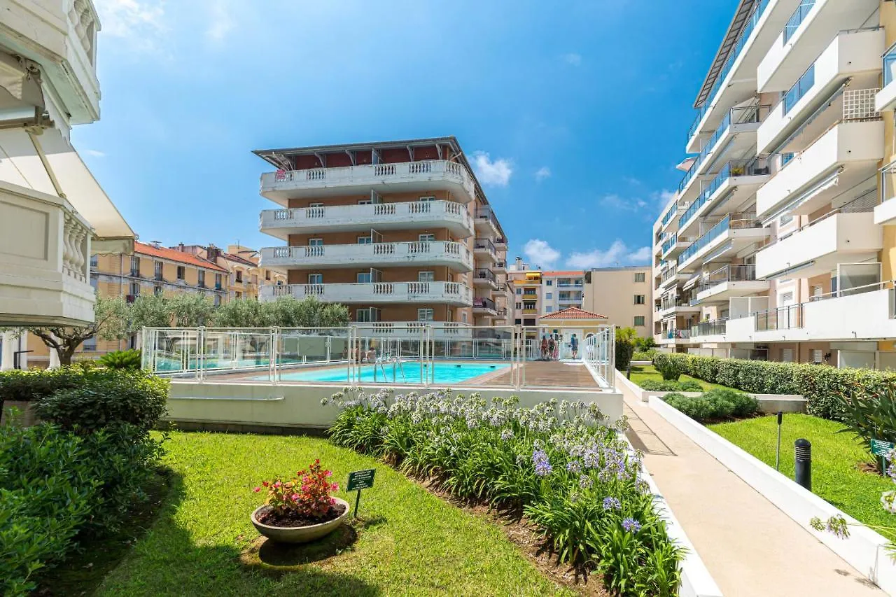 Swimming Pool & Ac 1 Bedroom Nice