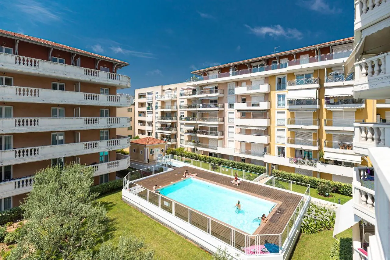 Swimming Pool & Ac 1 Bedroom Nice