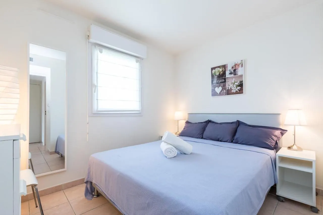 Apartment Swimming Pool & Ac 1 Bedroom Nice