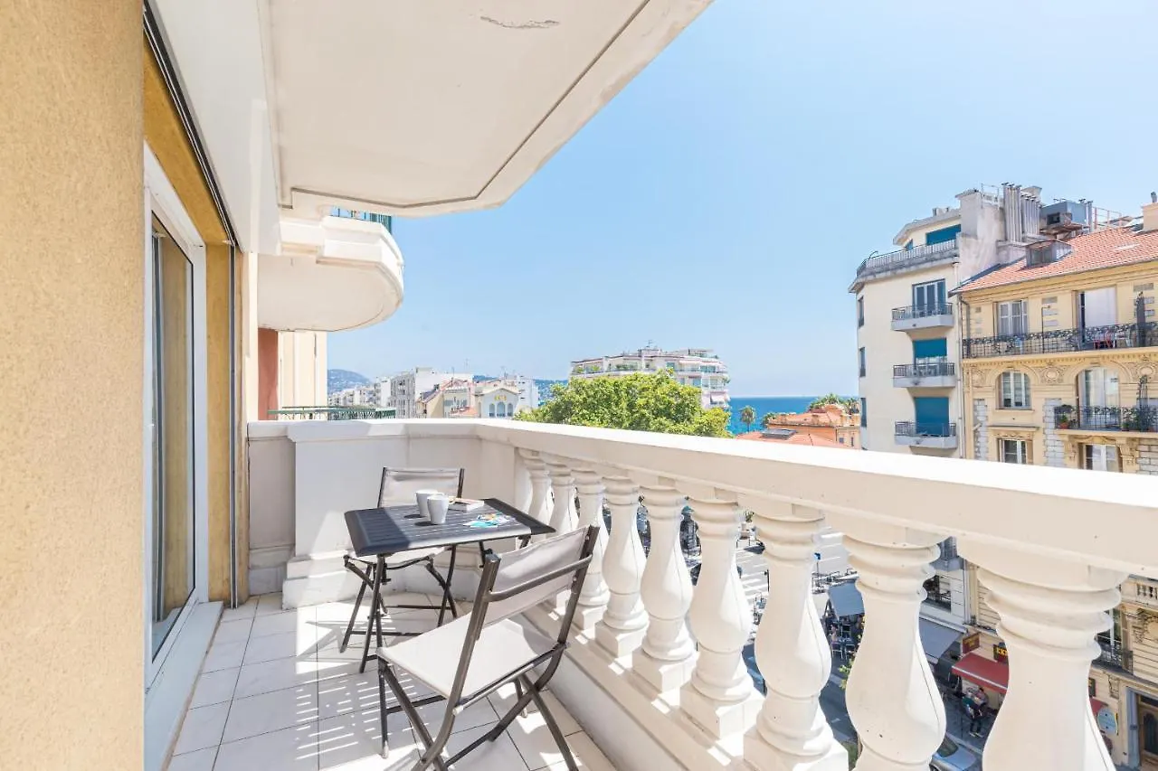 Swimming Pool & Ac 1 Bedroom Nice France