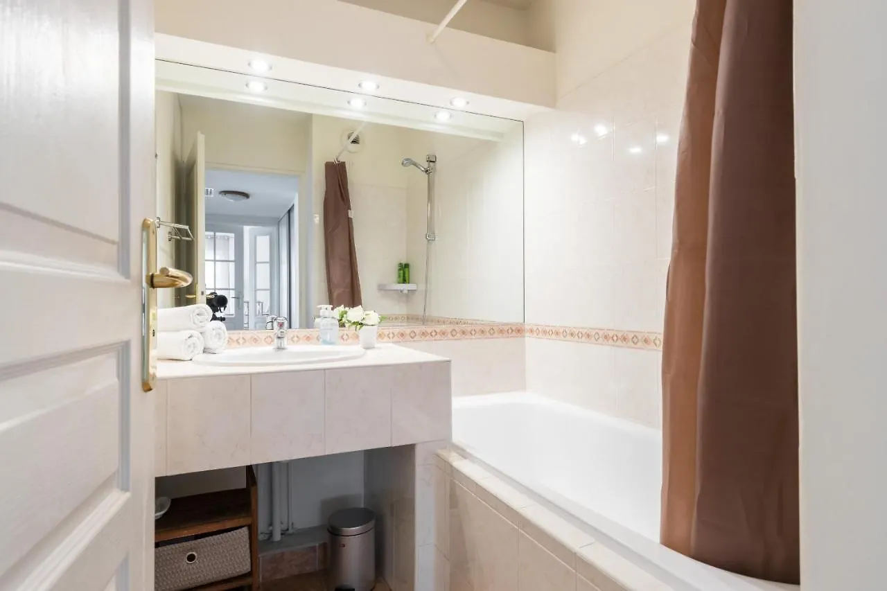 Swimming Pool & Ac 1 Bedroom Nice